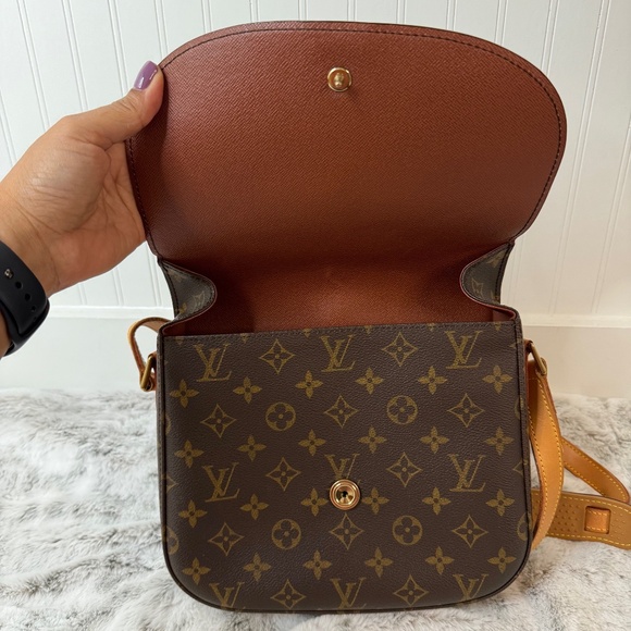 Louis Vuitton Saint Cloud GM Monogram. P0011 - Picture 13 of 17